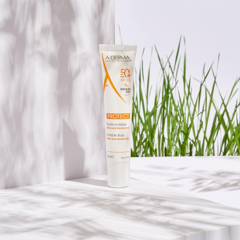 A-derma Protège le liquide invisible Spf 50 + 1.4 fl oz